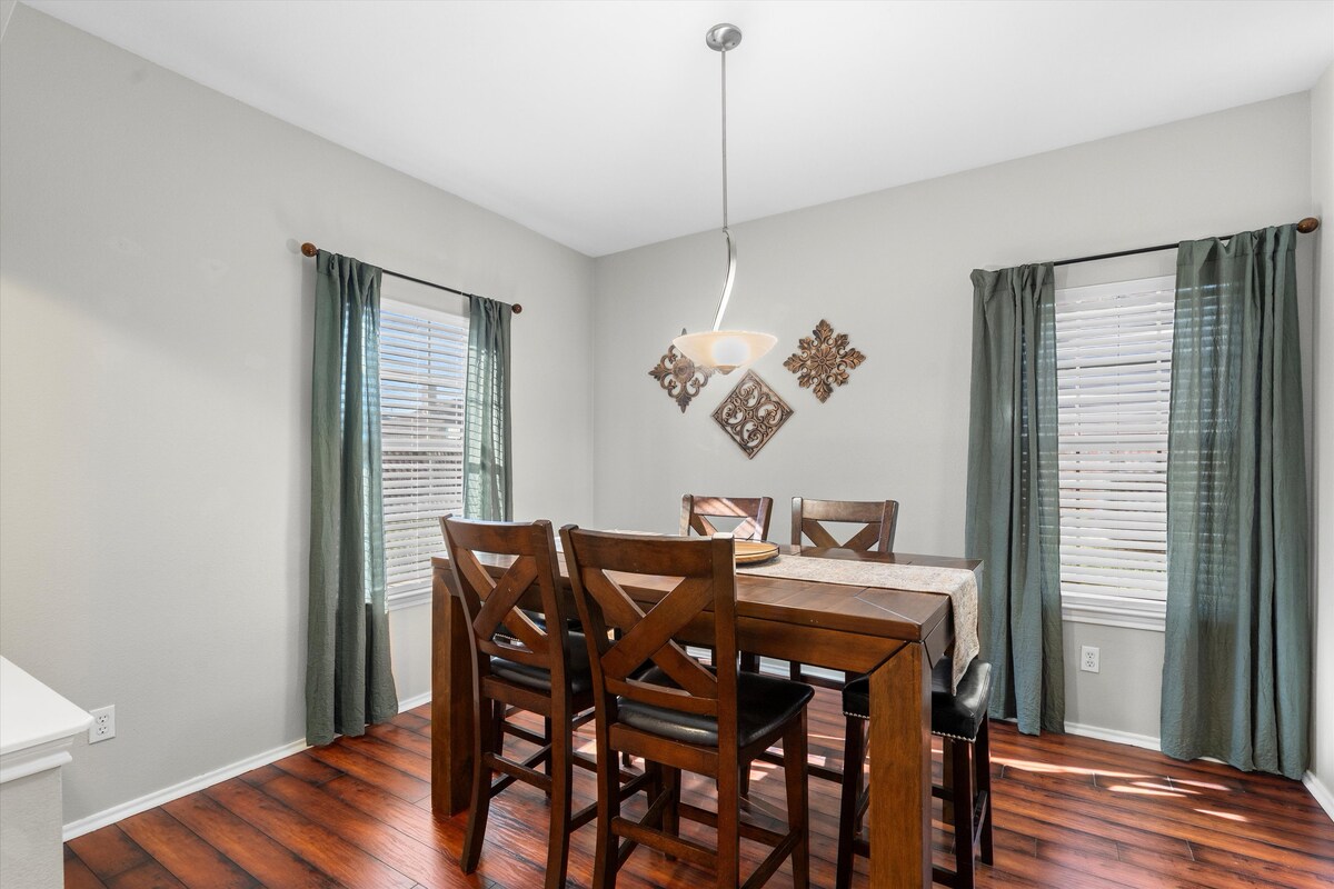 Backyard, Games & Grill dining table with seating for six